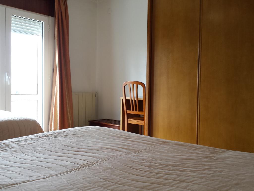 Отель Pensao Vista Bela Миранда-ду-Дору Экстерьер фото